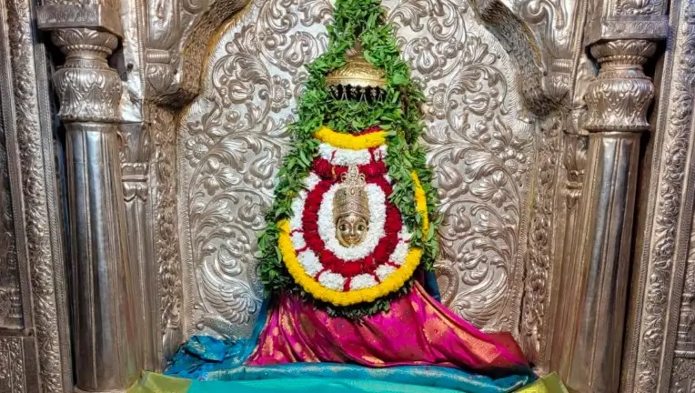 Famous Temple in Varanasi 