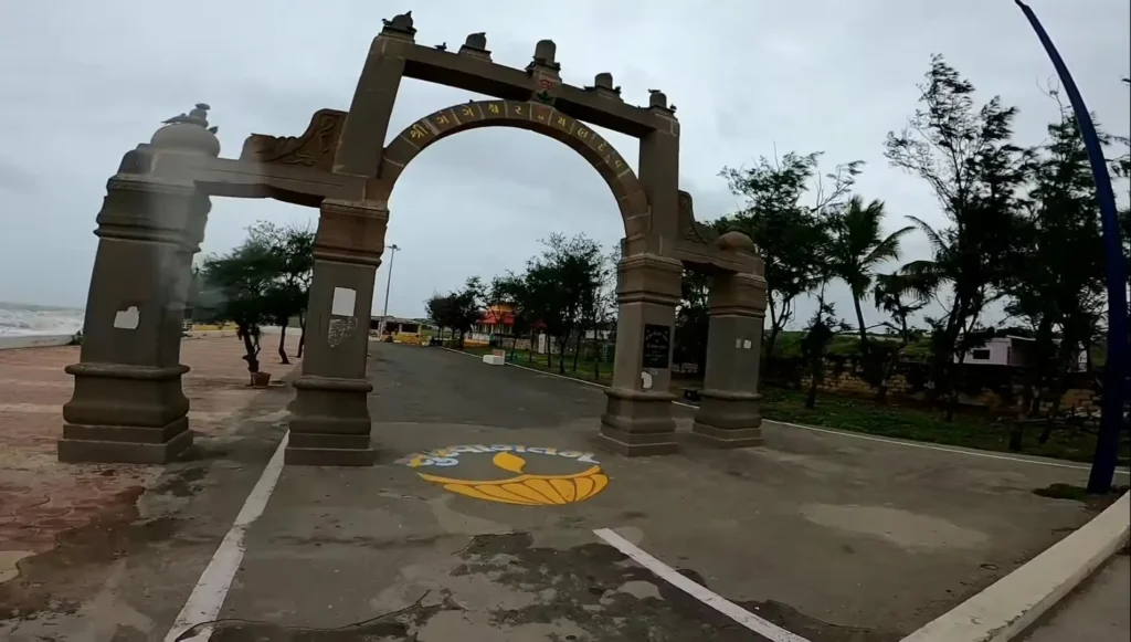 Gangeshwar Mahadev Mandir Kahan Hai